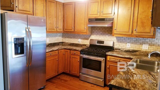 31 Lake Shore Drive, Daphne, AL 36526