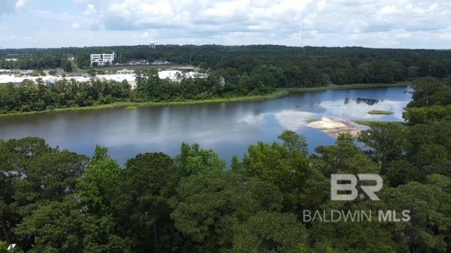 31 Lake Shore Drive, Daphne, AL 36526