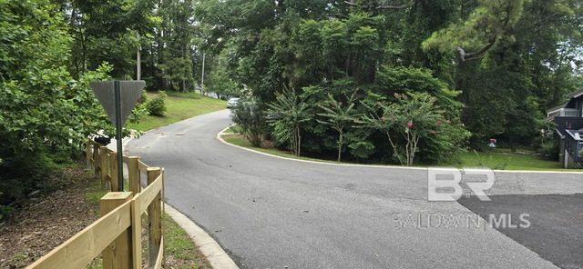 31 Lake Shore Drive, Daphne, AL 36526