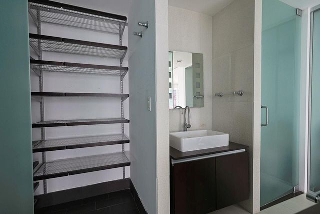 1040 Biscayne Boulevard 1406, Miami, FL 33132