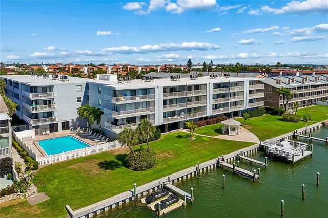 719 PINELLAS BAYWAY S 301, St Petersburg, FL 33715