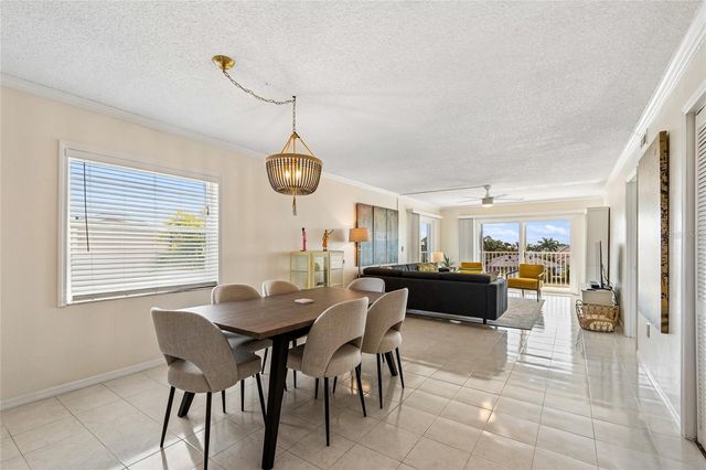 719 PINELLAS BAYWAY S 301, St Petersburg, FL 33715