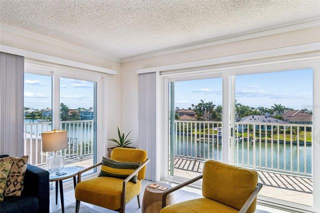 719 PINELLAS BAYWAY S 301, St Petersburg, FL 33715