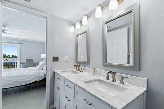 719 PINELLAS BAYWAY S 301, St Petersburg, FL 33715