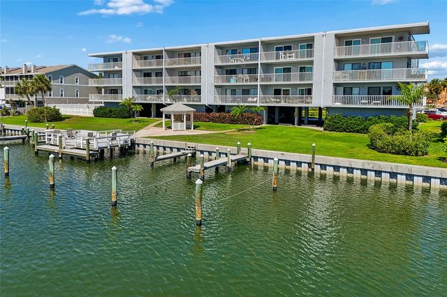 719 PINELLAS BAYWAY S 301, St Petersburg, FL 33715