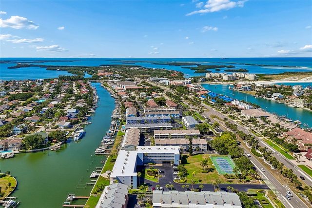 719 PINELLAS BAYWAY S 301, St Petersburg, FL 33715