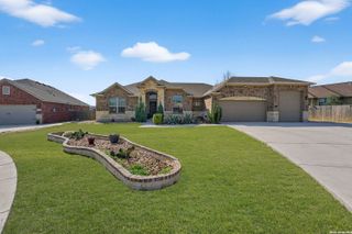 1608 Alvin Cir, New Braunfels, TX 78130
