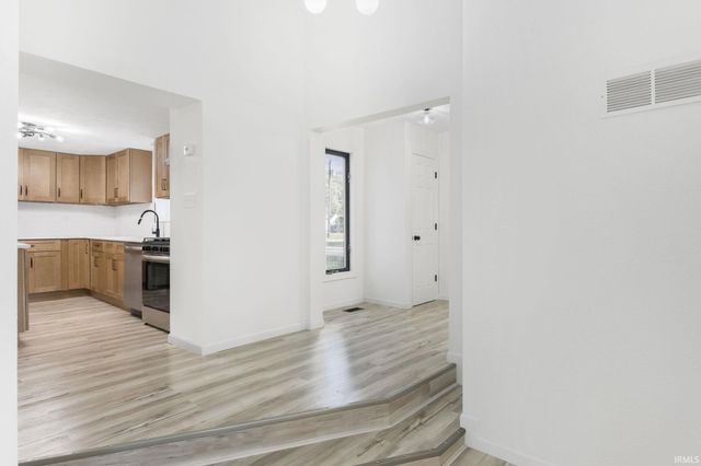 11920 Franklin Street, Osceola, IN 46561