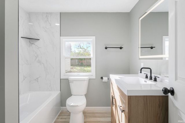 11920 Franklin Street, Osceola, IN 46561