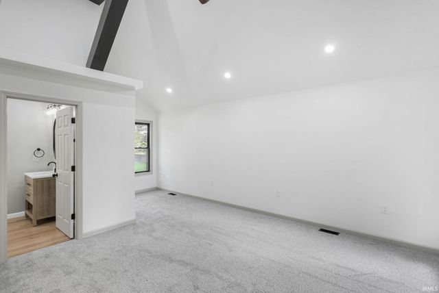 11920 Franklin Street, Osceola, IN 46561