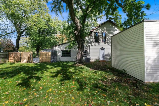 11920 Franklin Street, Osceola, IN 46561