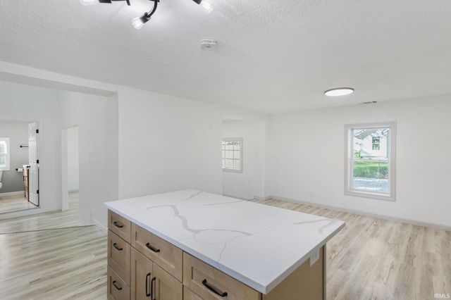 11920 Franklin Street, Osceola, IN 46561