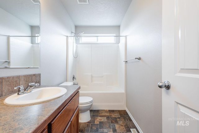 5708 Kimmer Cove, Boise, ID 83709