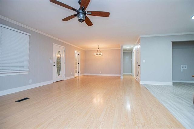 315 Laurel Road, Carrollton, GA 30117