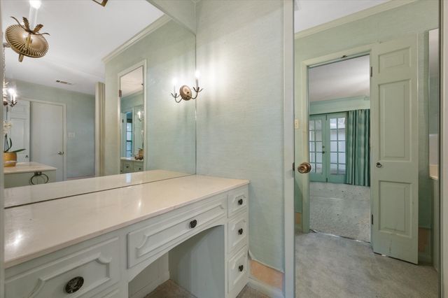 1008 Dobbins Road, Corsicana, TX 75110