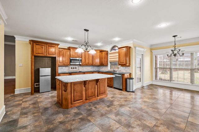 3241 Clearwater Ct, Sherwood, AR 72120