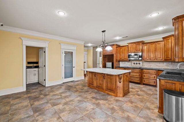 3241 Clearwater Ct, Sherwood, AR 72120