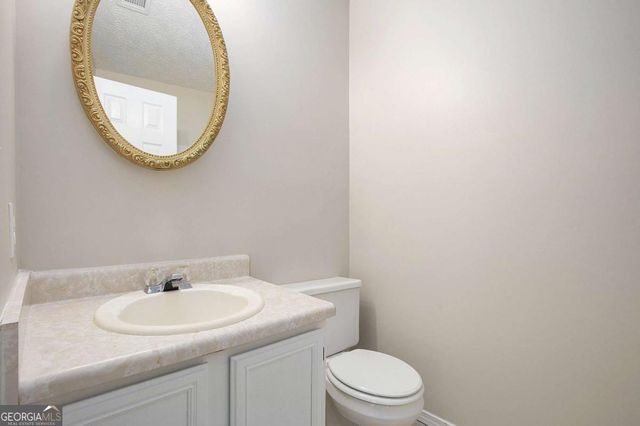 505 Lake Joyce Lane, Fairburn, GA 30213