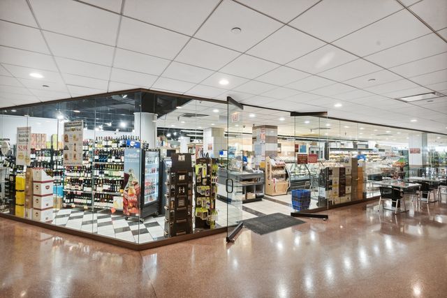 155 N HARBOR Drive 2714, Chicago, IL 60601
