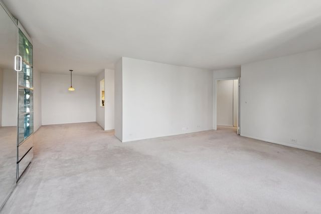155 N HARBOR Drive 2714, Chicago, IL 60601