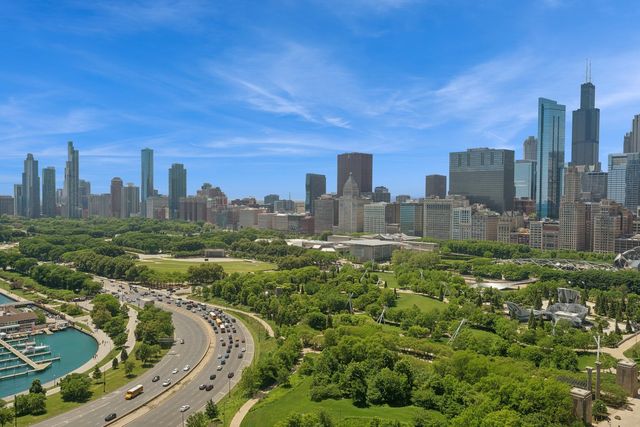 155 N HARBOR Drive 2714, Chicago, IL 60601