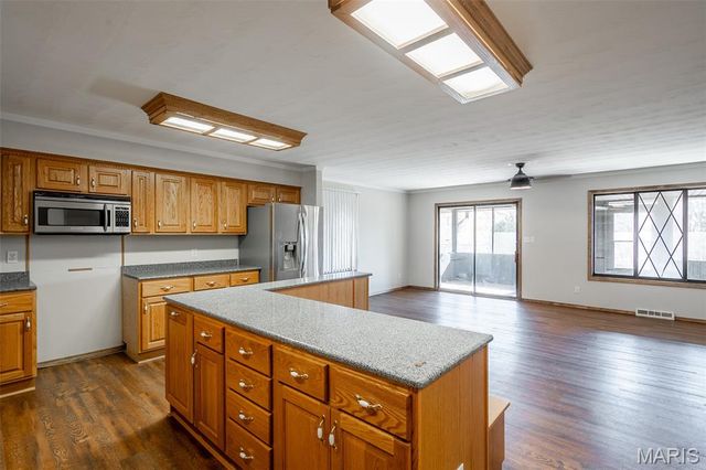 1008 Barton Road, Doniphan, MO 63935