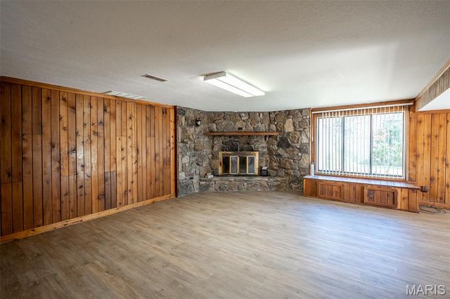 1008 Barton Road, Doniphan, MO 63935