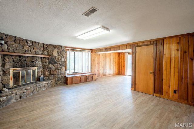 1008 Barton Road, Doniphan, MO 63935