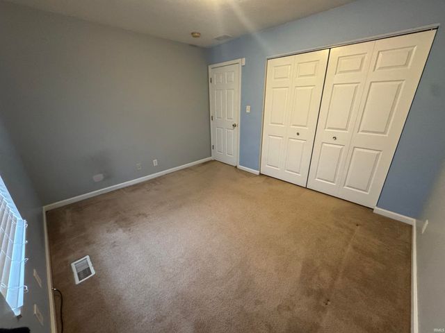 5155 Sequoia Drive, Newburgh, IN 47630