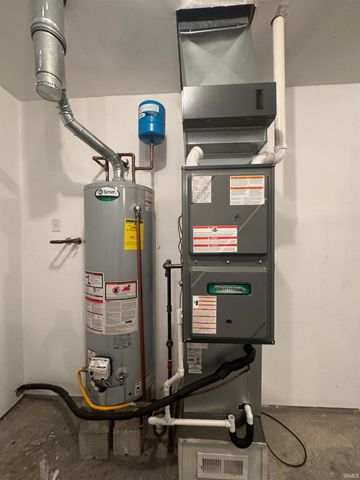 5155 Sequoia Drive, Newburgh, IN 47630