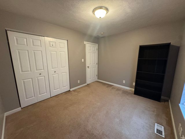 5155 Sequoia Drive, Newburgh, IN 47630