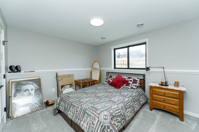 179 Stonelake Drive SE, Rochester, MN 55904