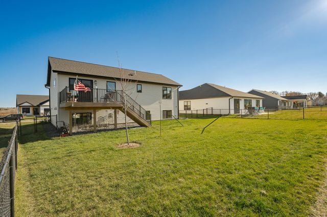 179 Stonelake Drive SE, Rochester, MN 55904