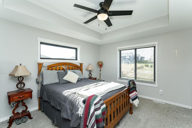 179 Stonelake Drive SE, Rochester, MN 55904