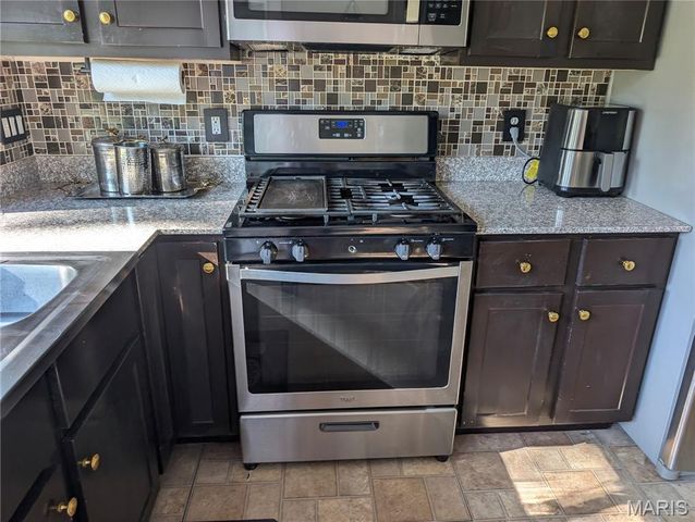 5256 Trailview Drive, St Louis, MO 63033