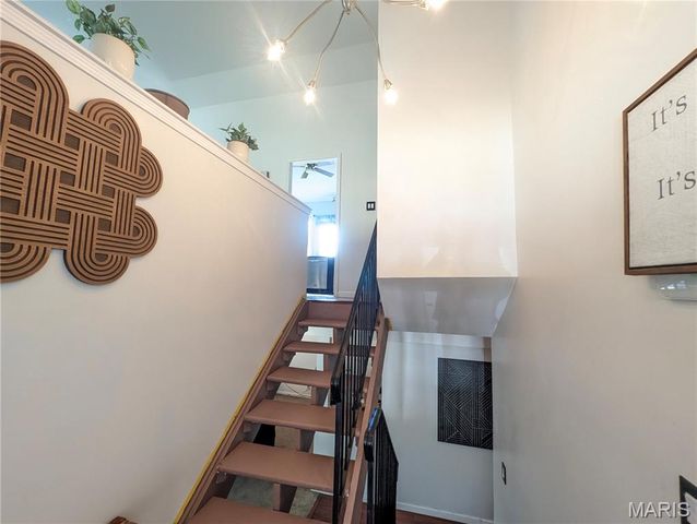5256 Trailview Drive, St Louis, MO 63033