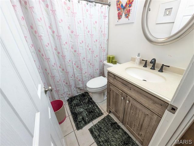 5256 Trailview Drive, St Louis, MO 63033
