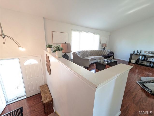 5256 Trailview Drive, St Louis, MO 63033
