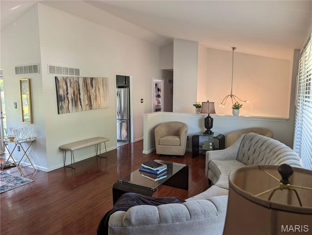 5256 Trailview Drive, St Louis, MO 63033