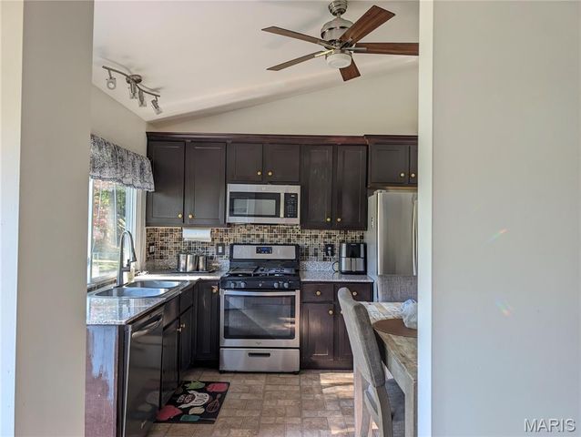 5256 Trailview Drive, St Louis, MO 63033