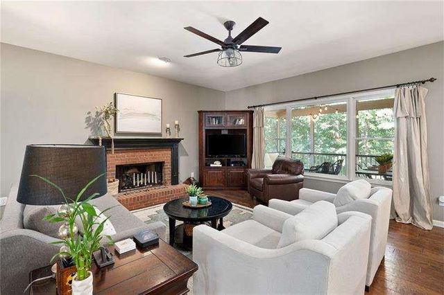 3895 Lorien Way, Kennesaw, GA 30152