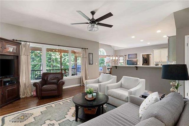 3895 Lorien Way, Kennesaw, GA 30152