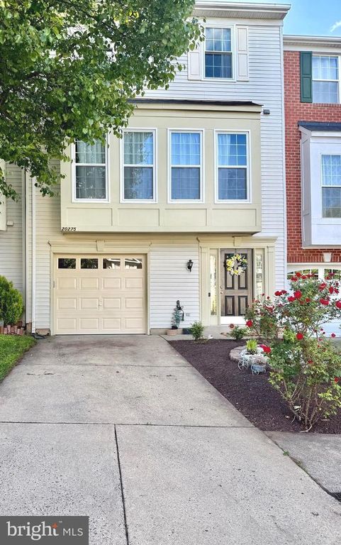 20275 GLENROBIN TER, Ashburn, VA 20147