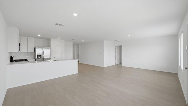 221 Stumpy ST, San Marcos, TX 78666