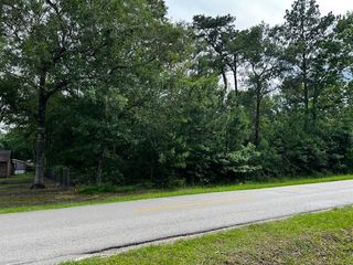 unassigned Laura Lane, New Caney, TX 77357