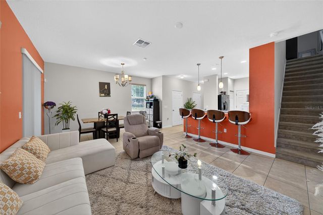 9118 SHEPTON STREET, Orlando, FL 32825