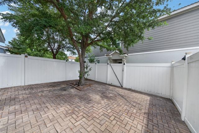 9118 SHEPTON STREET, Orlando, FL 32825