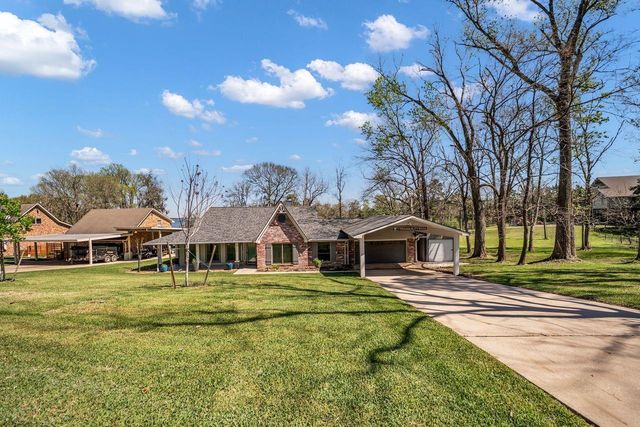 310 Cove Loop, Coldspring, TX 77331