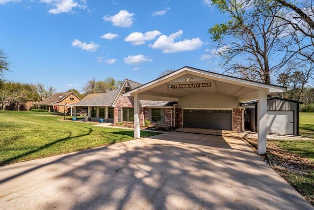 310 Cove Loop, Coldspring, TX 77331