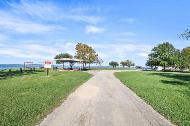 310 Cove Loop, Coldspring, TX 77331